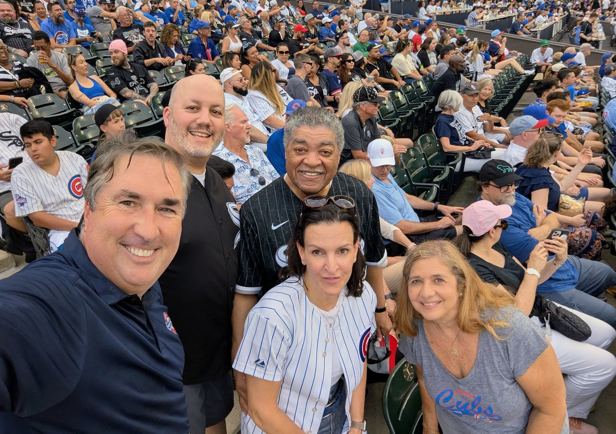 mike_cabonargi's tweet image. Great to enjoy a big @Cubs win with my colleagues at Judges Night at Rate Field! No robes but showing lots of Chitown pride 😁⚾