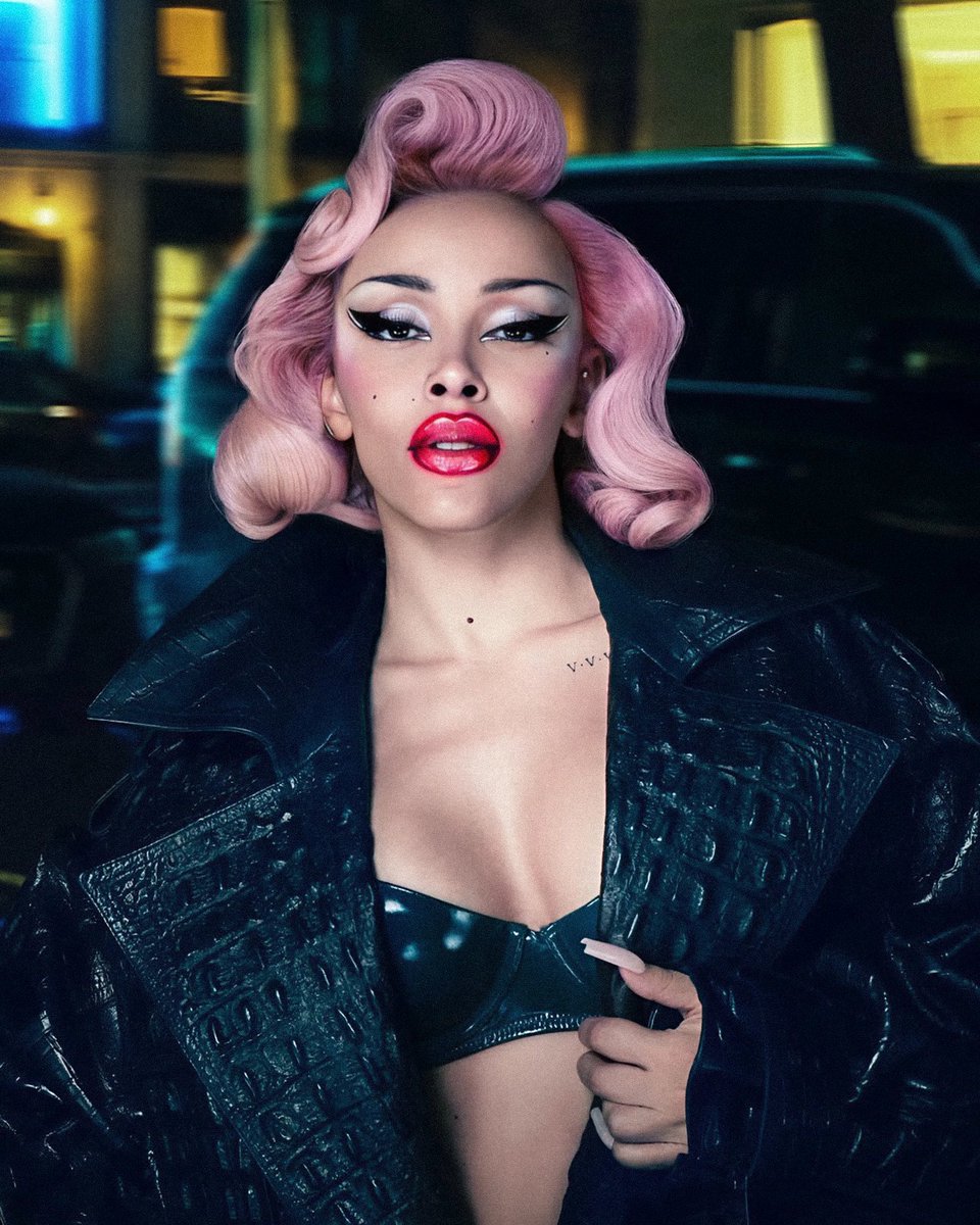 P3N1SBUTTER's tweet image. Dream Concept of @DojaCat’s 2nd Arena Tour, the “VIE” Tour