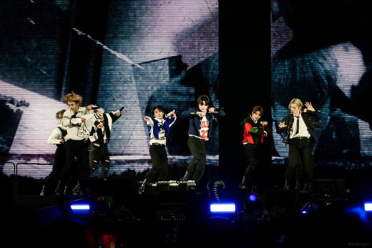 halesyyz's tweet image. From the vault 04.02.2023
Stray Kids MANIAC Encore Los Angeles at BMO Stadium
#straykidsmaniac #straykids #스트레이키즈