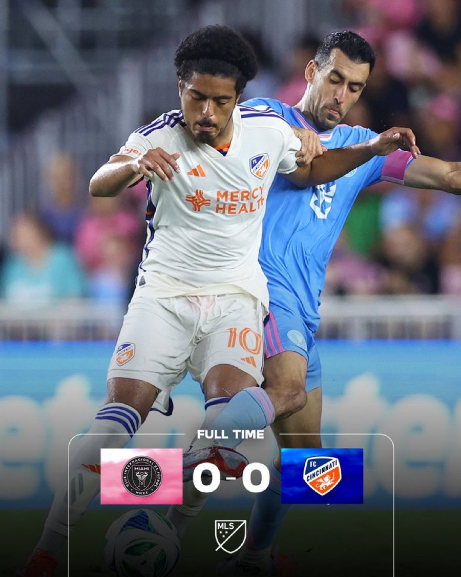 afigue2010's tweet image. El 🇺🇾 Luis Suárez jugó los 90’ en el empate 0-0 entre @InterMiamiCF y @fccincinnati
Maximiliano Falcón -suspendido- no estuvo a la orden de Mascherano @MLSes #GarraCharrua