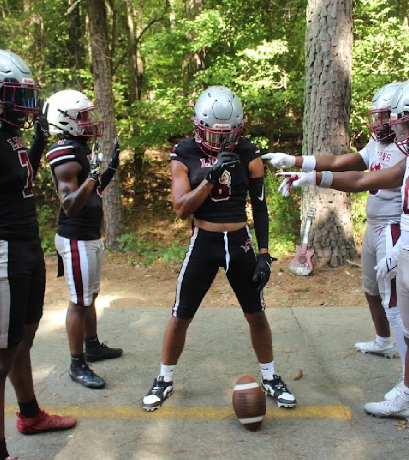 jowell2929's tweet image. New uniform @RecruitMLKLions @coach_kight15 new number watch out for 8 #lastyear2026