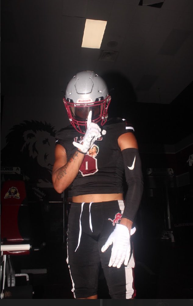 jowell2929's tweet image. New uniform @RecruitMLKLions @coach_kight15 new number watch out for 8 #lastyear2026