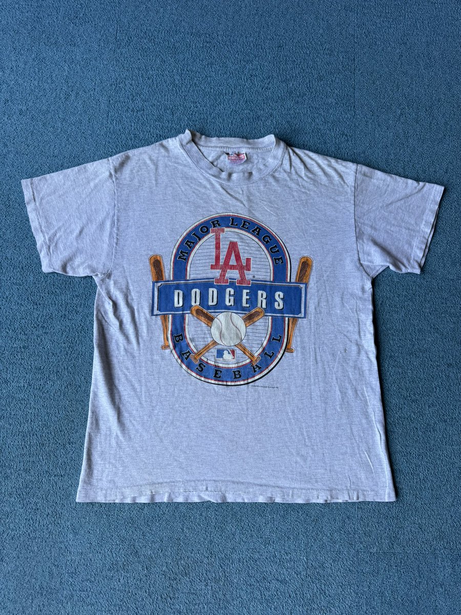 mirage029's tweet image. .
.
" Dodgers " ⚾️
.
Los Angeles & Brooklyn❤️🔥
.
No.31 PIAZZA STARTER x MLB 1994⚾️🏷️🆕
.
人気のドジャースのアイテムの中でも、
希少なブルックリン時代のベースボールシャツや、
90sのグッドデザインなTシャツも入ってます🙌
.
是非チェックして下さい✅
.
大洗シーサイドステーション2階
Mirage