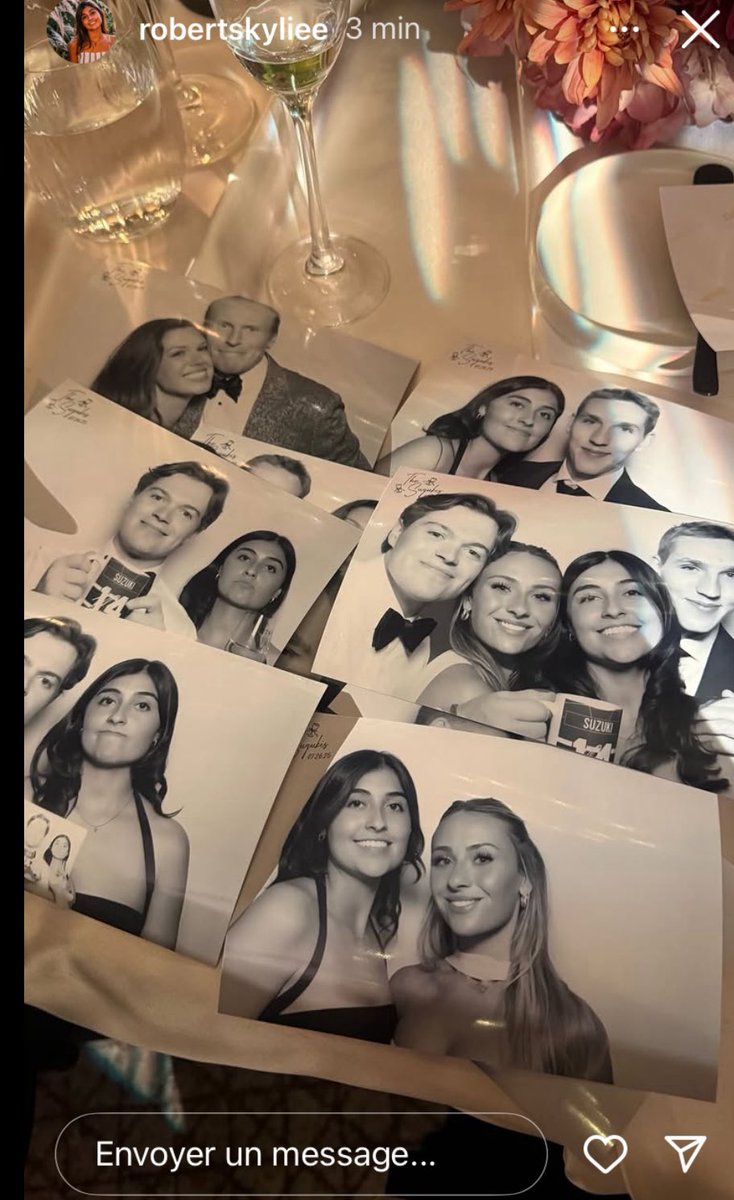LucieLou08's tweet image. The Laines were there too!! 🙏🙏🙏🙏🙏🙏