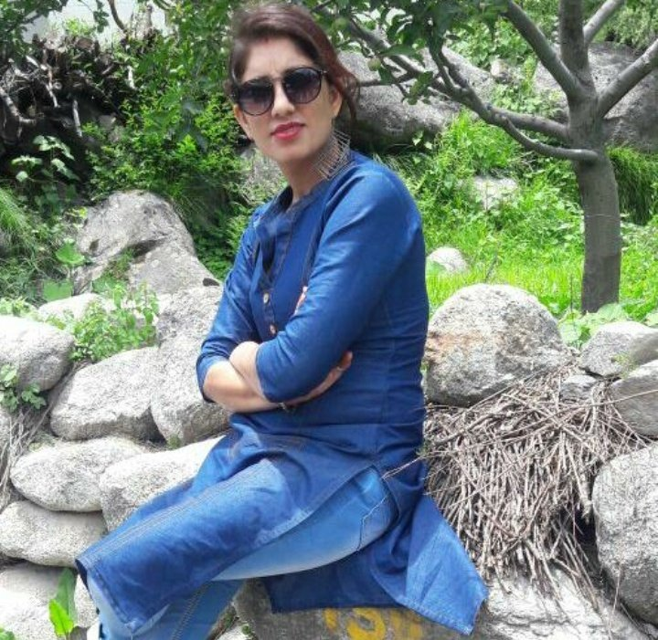 rdrtabtab0's tweet photo. Me.. in June 2017, Manali Memories. https://t.co/HzKvY7q22e