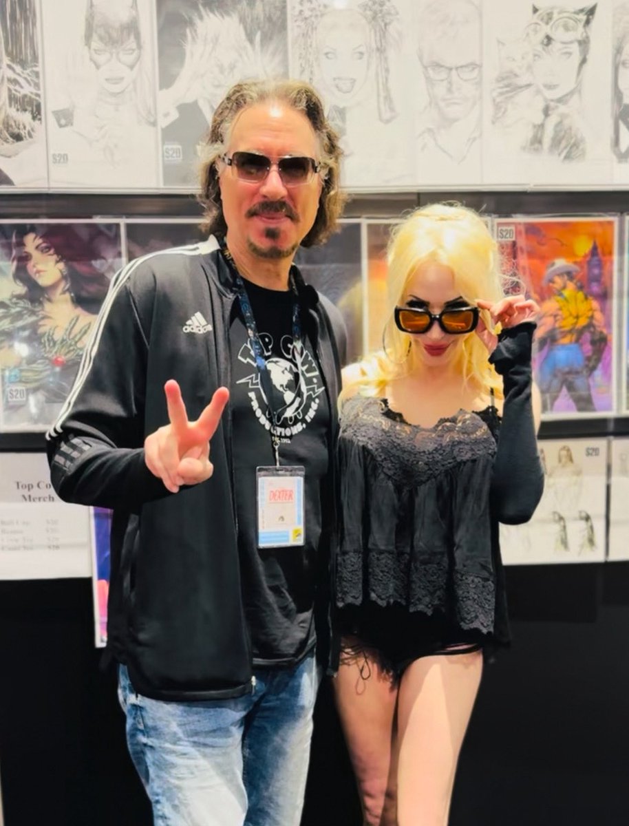 Top Cow (@topcow) on Twitter photo 🖤<a href="/EmilyLazar_SM/">Emily Lazar</a> of <a href="/SeptmbrMourning/">September Mourning: Hell Like Me Out NOW!</a> with <a href="/Marc_Silvestri/">Marc Silvestri</a> at #SDCC Booth #2629! 🖤
Her dark, gothic comic SEPTEMBER MOURNING from Top Cow blends rock, fantasy & redemption. Half-reaper. All rebellion. Grab it now! ⚡️#comicbooks 🖤<a href="/EmilyLazar_SM/">Emily Lazar</a> of <a href="/SeptmbrMourning/">September Mourning: Hell Like Me Out NOW!</a> with <a href="/Marc_Silvestri/">Marc Silvestri</a> at #SDCC Booth #2629! 🖤
Her dark, gothic comic SEPTEMBER MOURNING from Top Cow blends rock, fantasy & redemption. Half-reaper. All rebellion. Grab it now! ⚡️#comicbooks