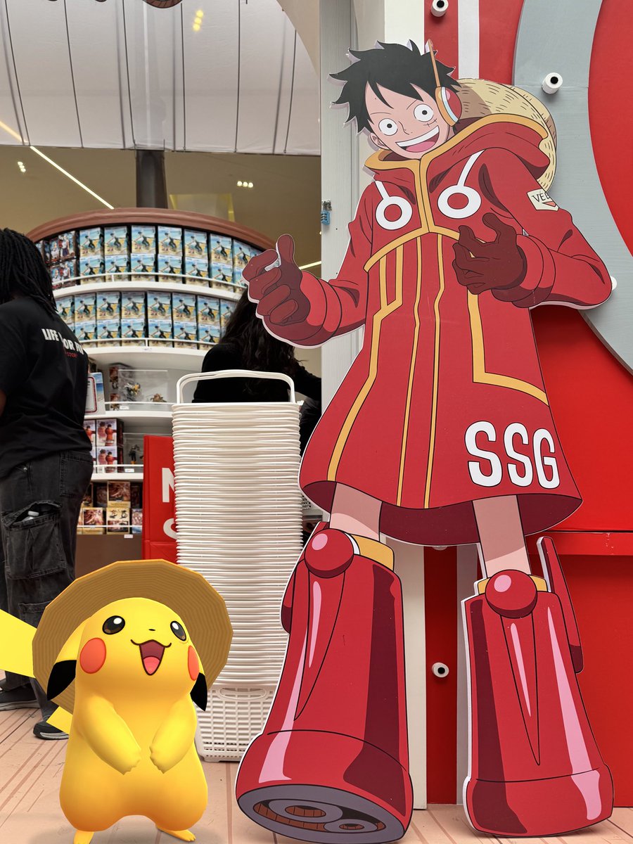 aaronspokesnaps's tweet image. I visited the #onepiece x #miniso pop-up in NYC today! As someone who grew up watching and reading One Piece, this was such an amazing experience!

#opminisousa #pokemon #pokemongo #GOSnapshot #ポケモンGO #PokemonGOAR #GOSnapshotCelebration #nyc #ワンピース