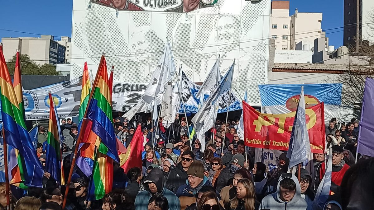 ptp_chubut's tweet image. CHUBUT – COMODORO:26 de Julio 73° Aniversario del fallecimiento de EVITA. Gran Acto Campaña Juan Pablo LUQUE Diputado Nacional por la LISTA 2 FRENTE UNIDOS PODEMOS contra el Ajuste de Milei y Torres en Chubut. @FitaGustavo @luquejuanpablo @PCRargentina @PJCHoficialOk @PTPChubut