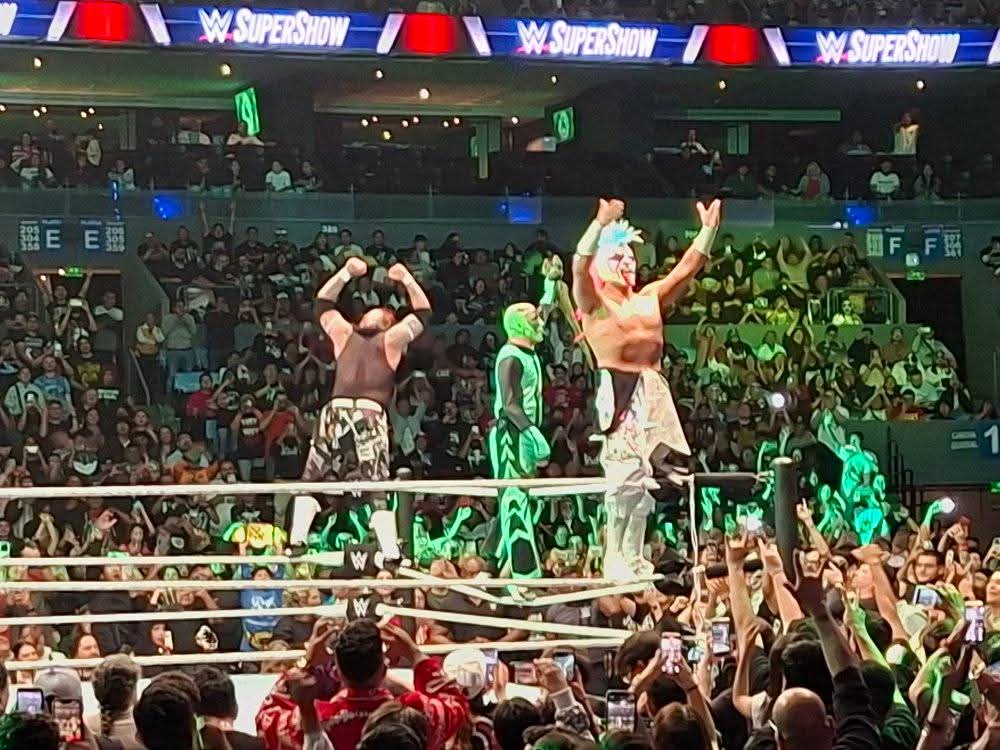 HeroeDelDistrit's tweet image. #WWEsupershowMexico
Mr Iguana Pagano y Mr Iguana derrtotaron a el Legado del Fantasma 👁
Via apolo valdes