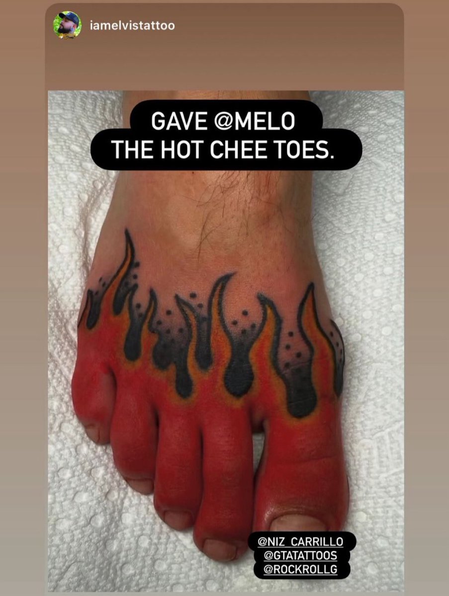 BricksCenter's tweet image. Lamelo Ball just tattooed his feet 😭😭😭