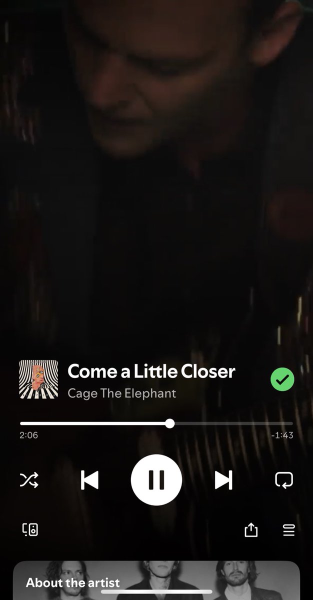 This is my sheik song if I ever have to play sheik because my brain told me I had to 

Sheik players tap in for a 10% speed improvement