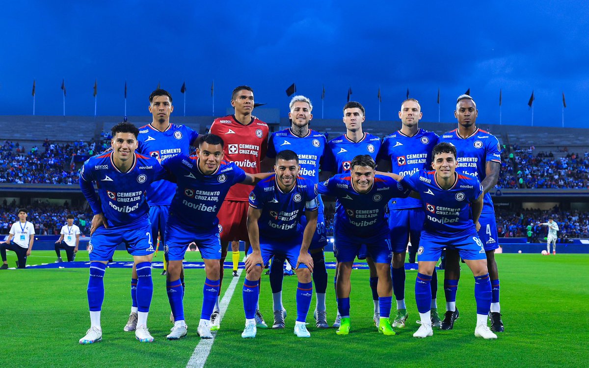 mluiscastillo's tweet image. ¡@CruzAzul es firme candidato para ser campeón! 🏆