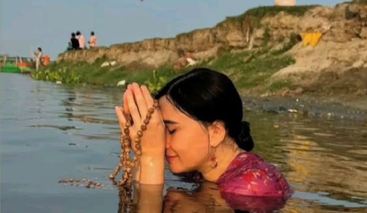 Poojayadav206's tweet image. कोई कितना भी सुंदर क्यों ना हो 
     बगैर चरित्र सब व्यर्थ है 💯🫰🏻😳 
                            ❤️✨

श्री श्याम राधे राधे 🙏🏻 शुभ दिन 💥 दोस्तो ❣️🥀🕊️