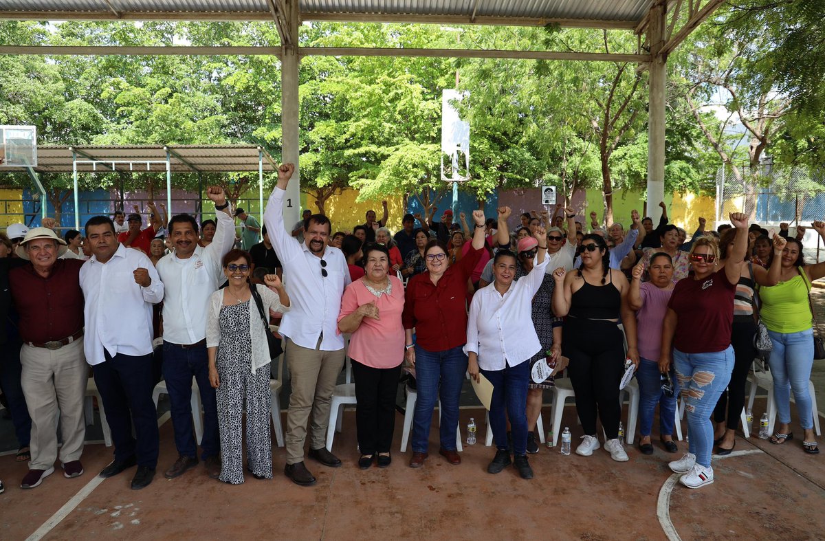 imeldacastromx's tweet image. En Costa Rica, #Culiacán, reafirmamos una gran verdad: nadie podrá quitarle al pueblo sus programas sociales, pues gracias al trabajo legislativo en el @senadomexicano, ya son derechos constitucionales.
Con la llegada de la presidenta @Claudiashein, estos apoyos no solo se…