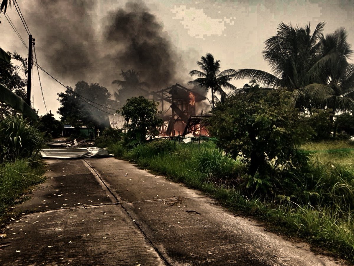 WillHauser_'s tweet image. As an #American, #Trump needs stay out of the #CambodiaThailand conflict. He only wants recognition, and this is just economic blackmail. #Thailand is and has been a strong partner to #America in Southeast Asia. The last thing #USA wants to do is push them closer to #China.…