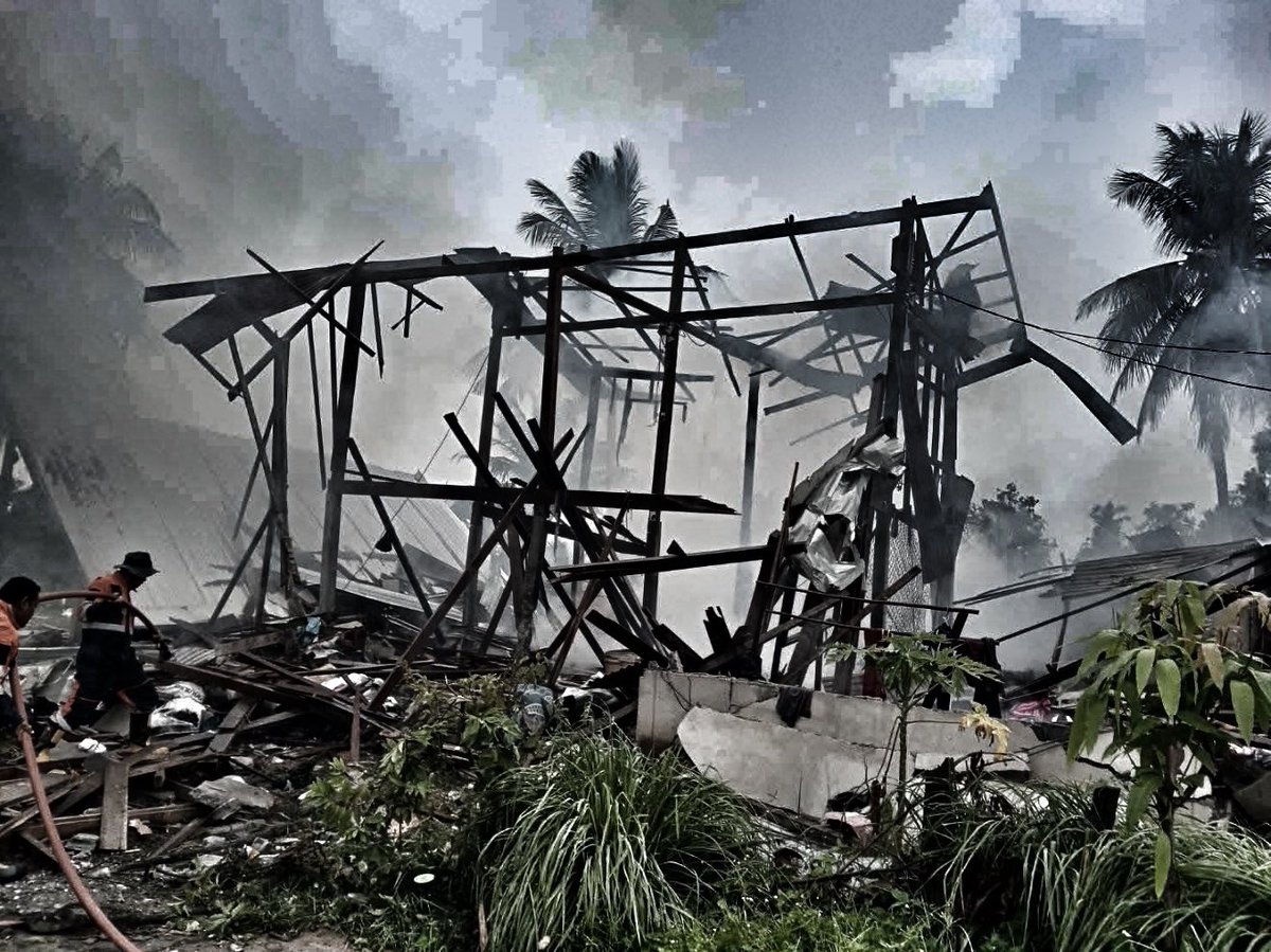 WillHauser_'s tweet image. As an #American, #Trump needs stay out of the #CambodiaThailand conflict. He only wants recognition, and this is just economic blackmail. #Thailand is and has been a strong partner to #America in Southeast Asia. The last thing #USA wants to do is push them closer to #China.…