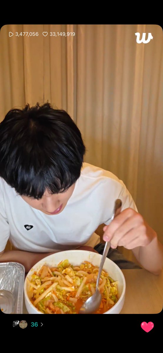 ndasuga_'s tweet image. Yg d makan dia apa yah ke nya enak seger gitu
Apalagi makan nya breng sma kmu abang🥹