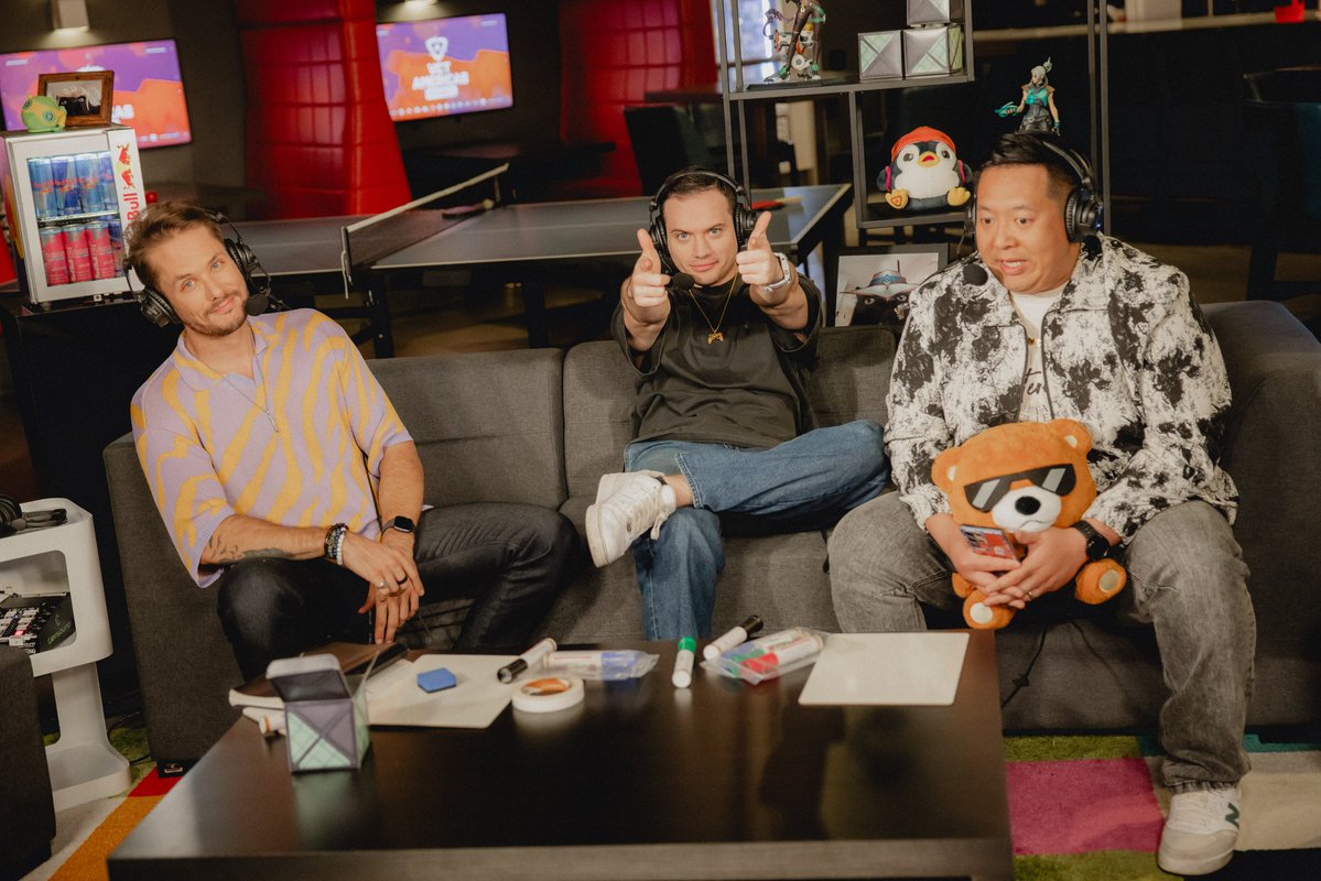 Vansilli's tweet image. "Guys, lock in. Im trying to pass the mic to you!" - @ubershouts @KING_BABYBAY
