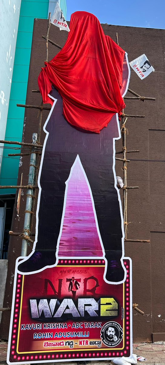 AbcTarak5's tweet image. All set to go @tarak9999 @BezawadaNTR_Fc @rony_chowdary π₯π₯π₯
#war2 #War2Trailer #ManOfMassesNTR