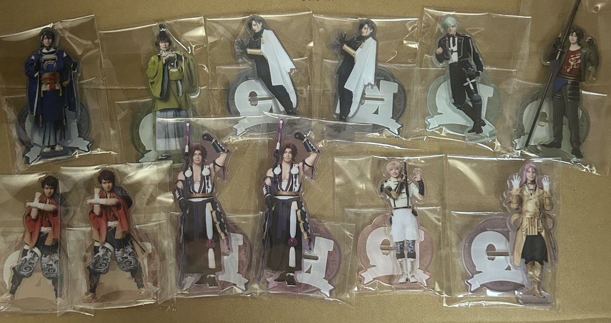【交換】刀ミュ 目出度歌誉花舞 十周年祝賀祭 アクスタ

譲）★三日月、石切丸、青江2、★膝丸、御手杵、陸奥守2、蜻蛉切2、物吉、蜂須賀

求：⭐︎鶴丸＞大倶利伽羅or定価

★は☆と交換優先
7/27夕方池袋手渡しまたは29.30現地
別ポストにカードもあり、まとめての方優先