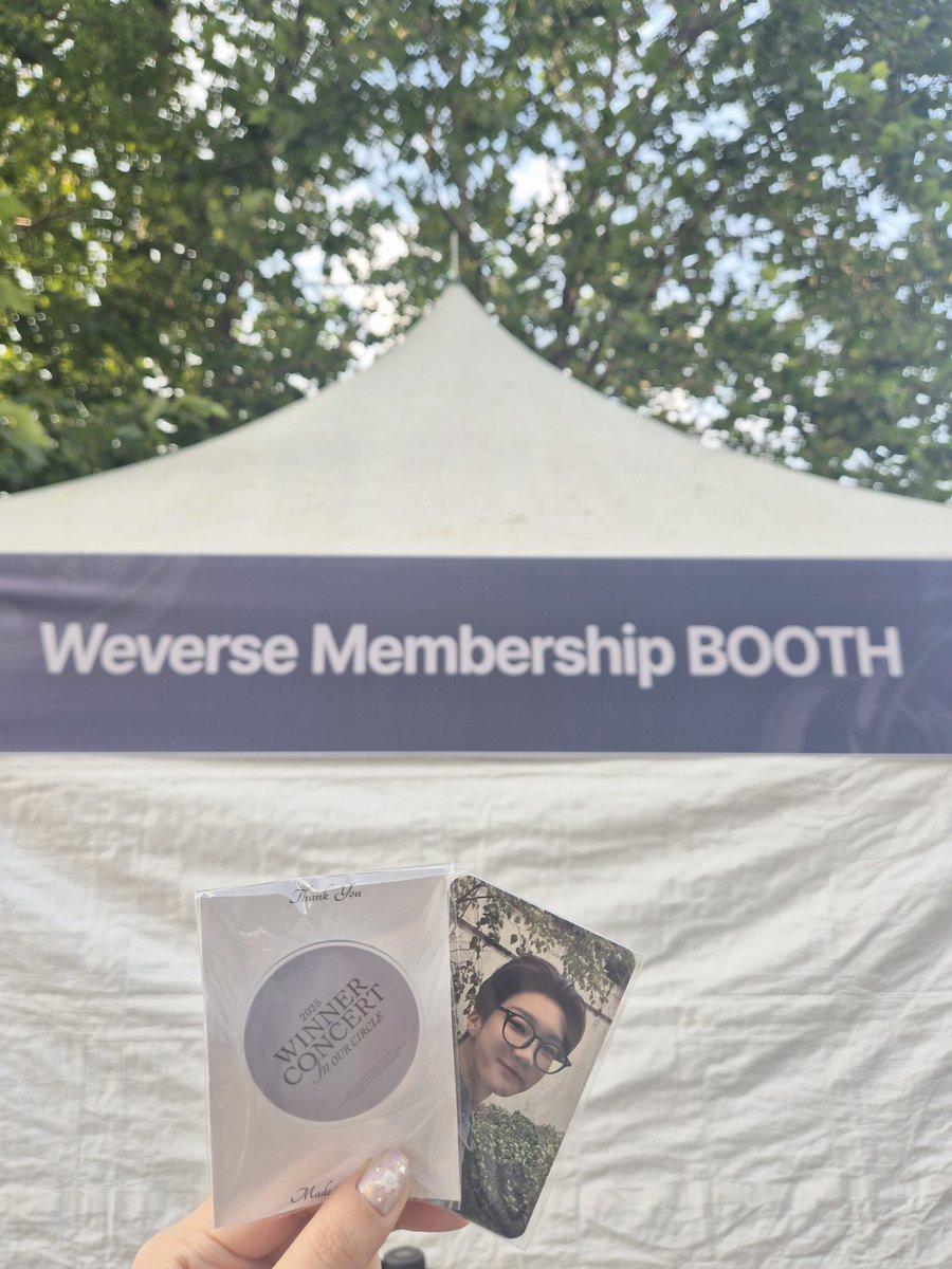 yginnercircle's tweet image. #HELLOINNERCIRCLE 

2025 WINNER CONCERT [IN OUR CIRCLE] 
Weverse Membership BOOTH가 오픈되었습니다!

멤버십 부스 마지막 날!
오늘도 많이  방문해 주세요💙 
*부스 운영 시간은 현장 상황에 따라 변경될 수 있습니다.

#WINNER #위너 #CONCERT #IN_OUR_CIRCLE #SEOUL #OLYMPIC_HAL…