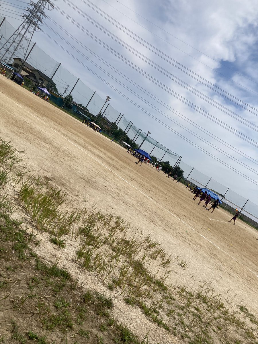 goriraceo's tweet image. 『責任をとって辞任』って昔からおかしいと思ってたんですけど...『犬の糞の責任をとって飼い主を辞任いたします』とか言われたら『いやいや...今ある糞をどうするのかと今後出てくる糞をどうするのかを決めるのが責任でしょ』ってなりますよねぇ
て事で長男のサッカー⚽️