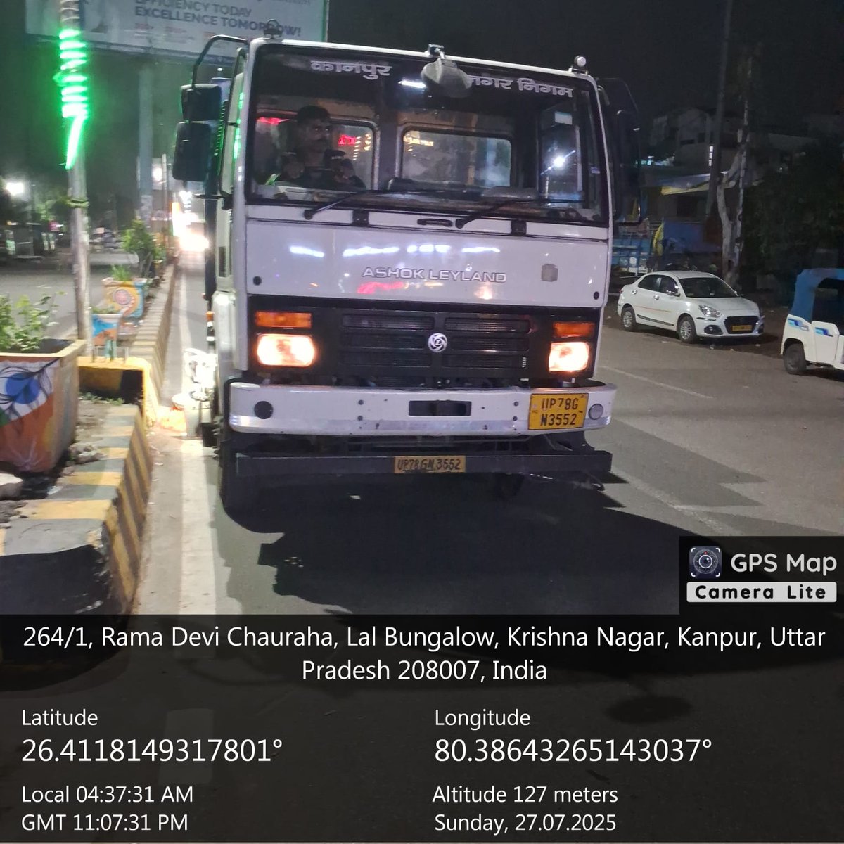 nagarnigamknp's tweet photo. नगर आयुक्त महोदय द्वारा अपने नियमित प्रातः 6 से 10 भ्रमण कार्यक्रम में दिनांक 27 जुलाई को जोन 2 के विभिन्न क्षेत्रों में सफाई व्यवस्था, सफाई कर्मियों की दैनिक उपस्थिति एवं डोर-टू-डोर कूड़ा संग्रहण प्रक्रिया का निरीक्षण किया गया।
#कानपुर 
@MoHUA_India @SBM_UP @SwachhBharatGov https://t.co/mMjlXijyt9