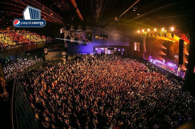 feeldifficult's tweet image. wait so b stage is possible for the mexico venue then cause it was mini tonight