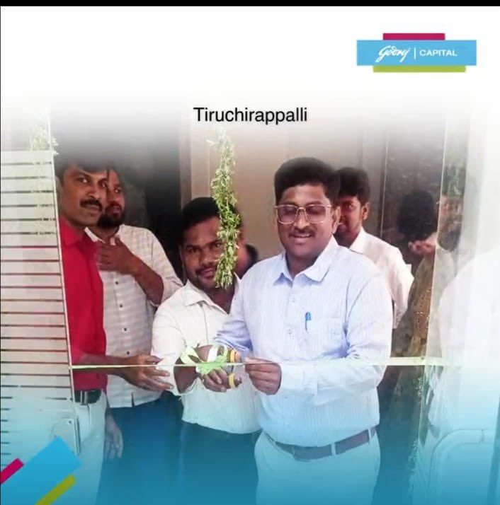 Updatestrichy2's tweet image. Godrej Capital opened their Office in Trichy Thillainagar Fort station Road 👏 #Trichy #BFSI #Office