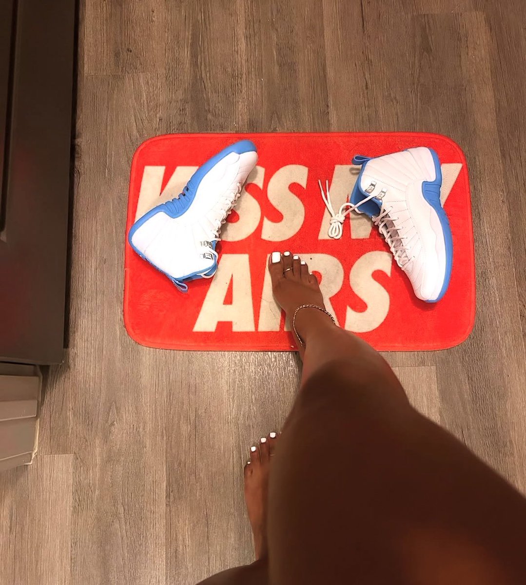 Sneaker Bae 🇪🇷🐪🌴 tweet media