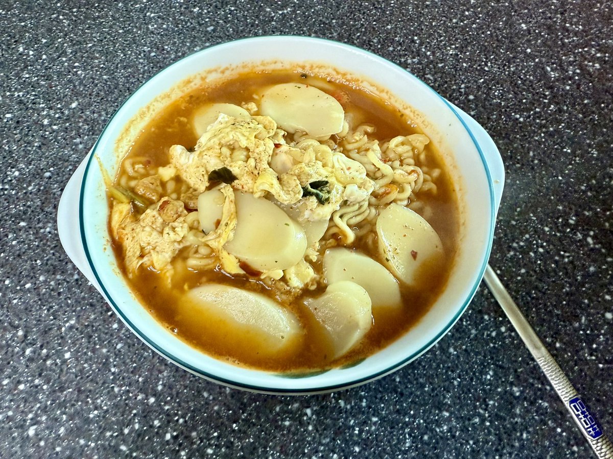 minos95's tweet image. 계란떡라면
