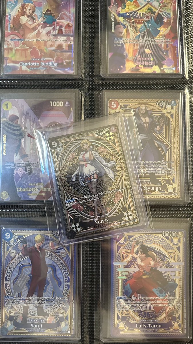 DancingSARU's tweet image. A big thank you to @sotojose_13 for taking out of his time to go to his LCS and picking up this beauty for me. You are Awesome ๐๐ป