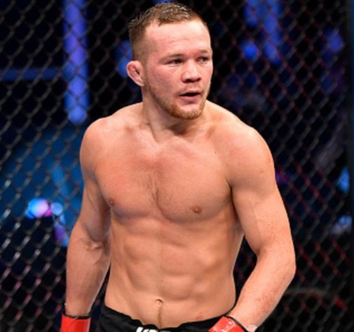 CovMMACentel's tweet image. Report: Dana White says Petr Yan has earned a matchup against a fighter outside the top 15 next, following his recent victory.
(via @esbnmma)