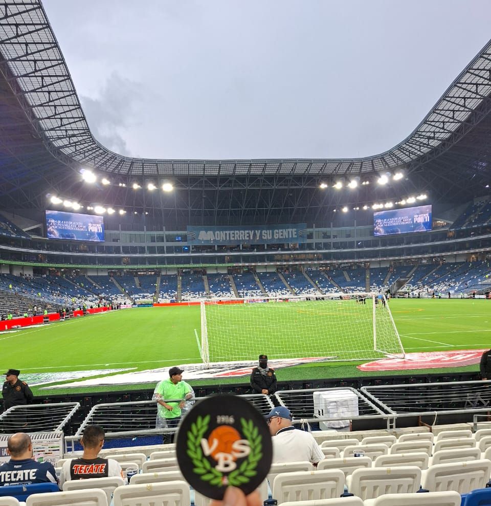 Aunque ganes o pierdas 🎶

B*51