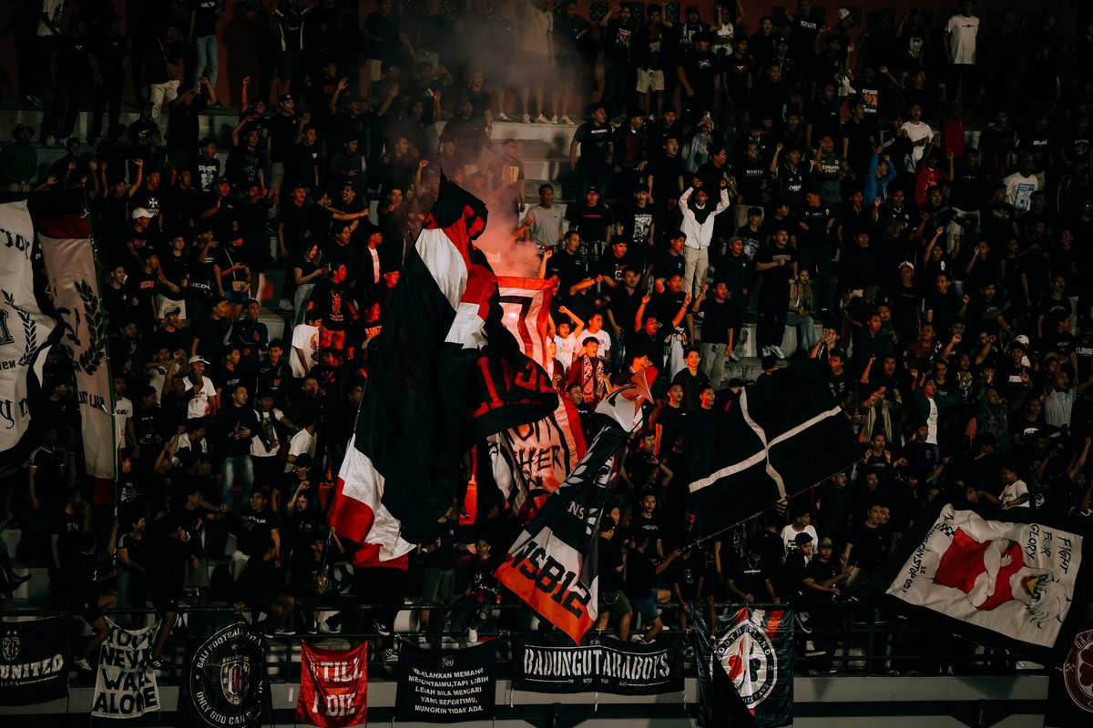 BALI UNITED FANS! tweet media