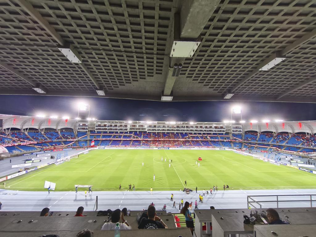 juanccortesd's tweet image. Pregunta seria ¿Por qué los hinchas de @AmericadeCali no vienen al Pascual? Lamentable ver el estadio así.