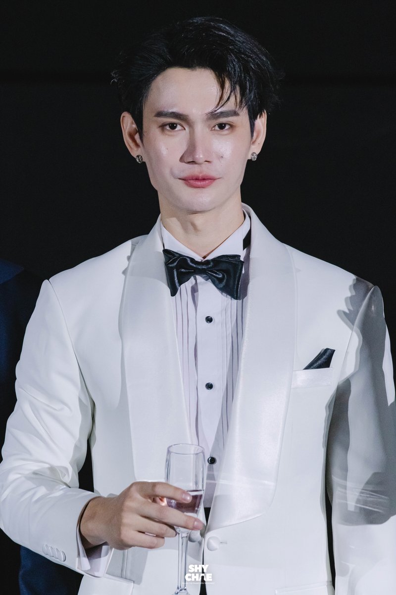 shychaelee's tweet image. 🥂Cheers!
✧.* #pavelphoom @pavelphoom *.✧
250725 — #PitBabeTheSeries2 final ep