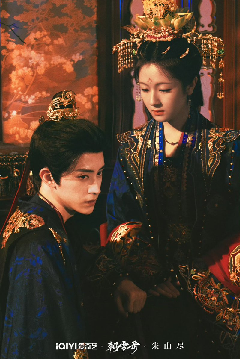 aoruipengao's tweet image. Aw~ the wedding photos of Qin Wan &amp;amp; Yan Chi 💍✨

🔗 weibo.com/7899449534/519… #AoRuipeng #LiLandi #CoronersDiary #敖瑞鹏 #李兰迪 #朝雪录