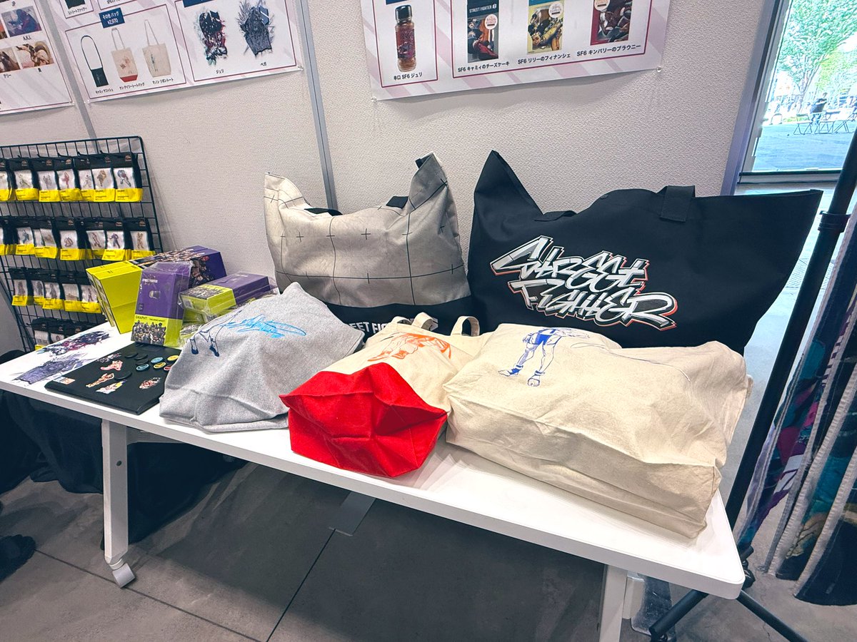 KEIO_eSTATION's tweet image. 京王eスポーツ祭り〜夏の陣〜
KEIO eSTATION Shinjuku 出張店舗
出店しています!!
普段、店舗では買えない商品もございますのでこの機会に是非、八王子まで✨
#京王eスポーツ祭り
#KEIOeステ