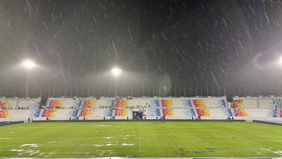 Consideramos que es importante poner en contexto varias cosas. 

Han sido cuatro días de torrenciales lluvias sobre buena parte del territorio nacional.
Hoy, específicamente, en San Salvador ha llovido en tres ocasiones, con tramos de lluvias intensas dejando sobresaturado el