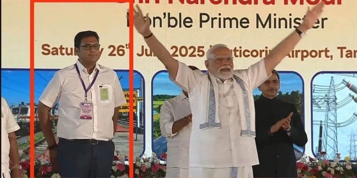 iyer_prasanna's tweet image. Enna @TRBRajaa karupu balloon vidala 😂 Avalav bavyama nee sudalai munadi kuda ninu parthathula machi 😂 #vanakkammodi #WelcomeModi