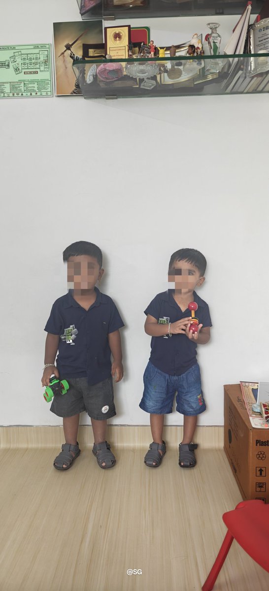 swatigar's tweet image. From my photo archives ...
One of this pair of twins has undergone 2 heart surgeries and a cardiac cath....All before the age of 2 yrs.
Very tough inter-surgery time for family it was.
Hard to tell which one, isn't it?