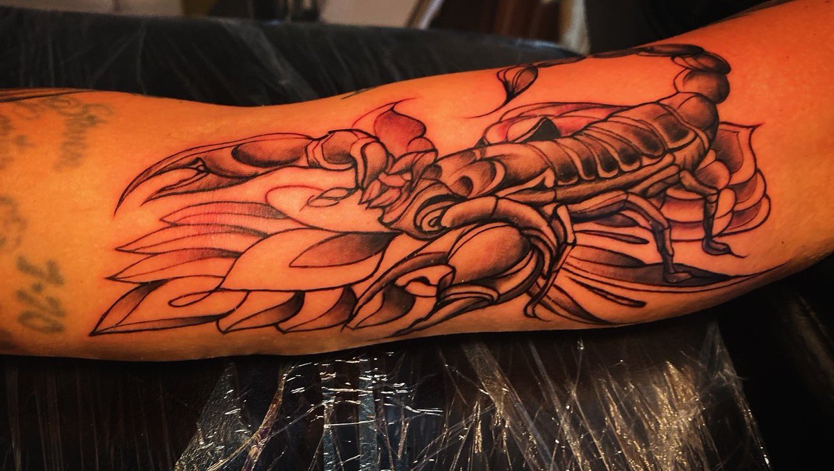 TattooQ3's tweet photo. Scorpio ♏️ https://t.co/WrIau2M7z6