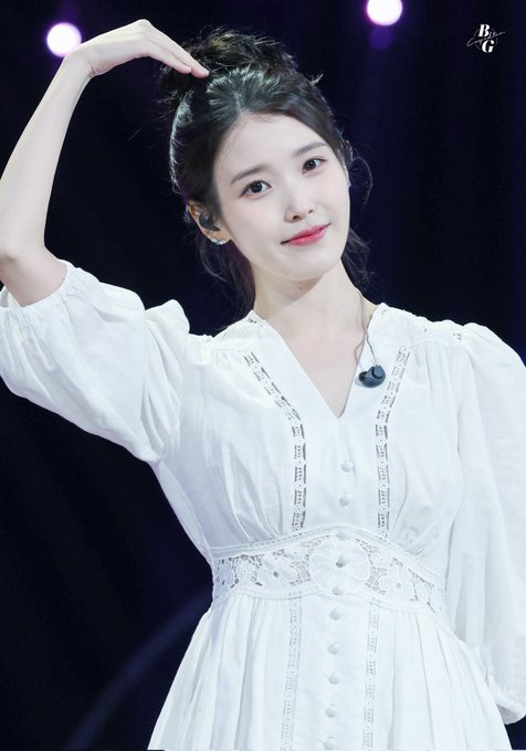BbopSsky's tweet image. 사랑에빠졌슨,,,똥머리만하면너랑나때로회귀하셔...