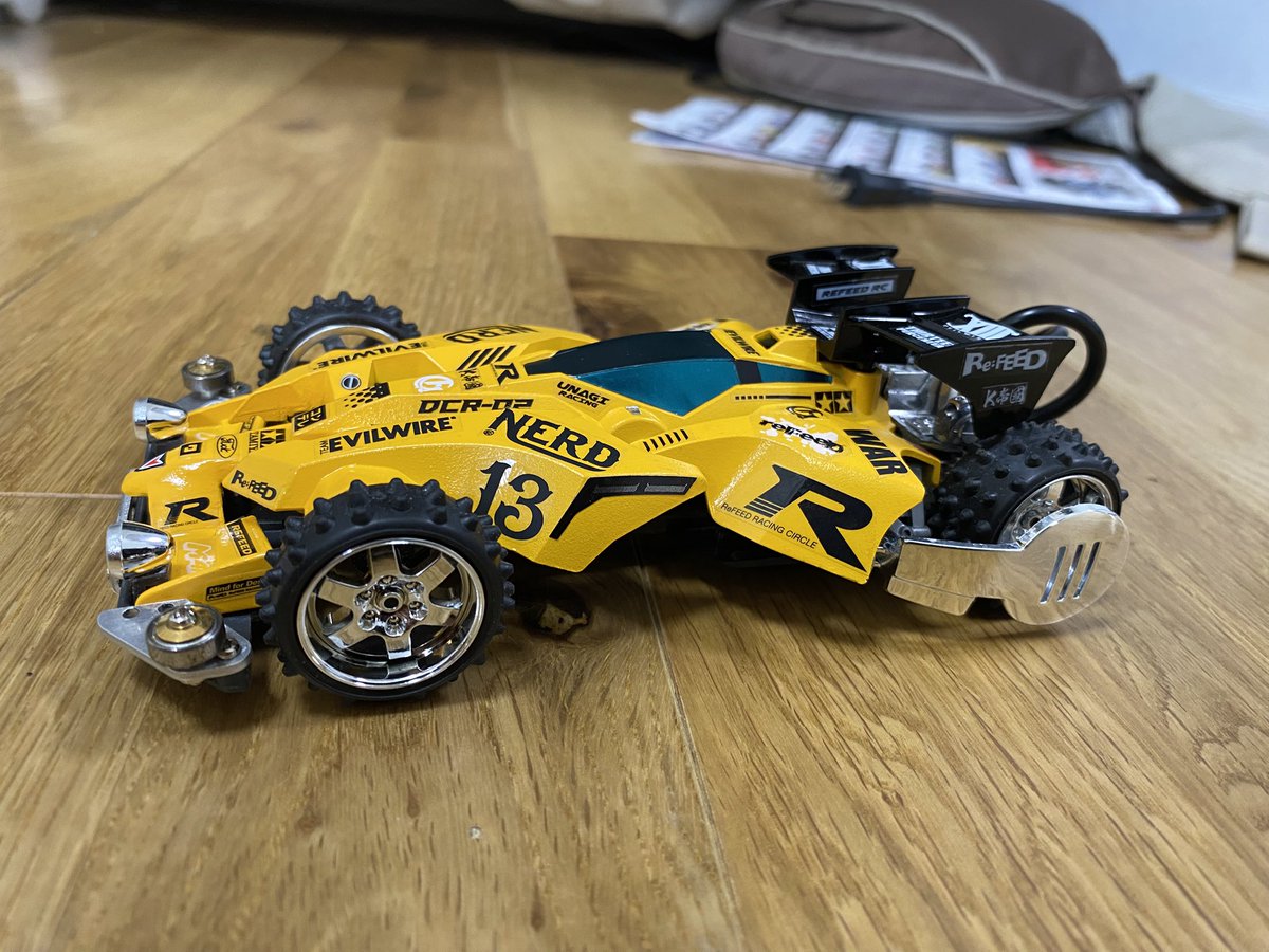 MANGA7TARO's tweet image. リフィコン
後は白スプレーと発光ダイオード買えたら着けようかな🤔🧐