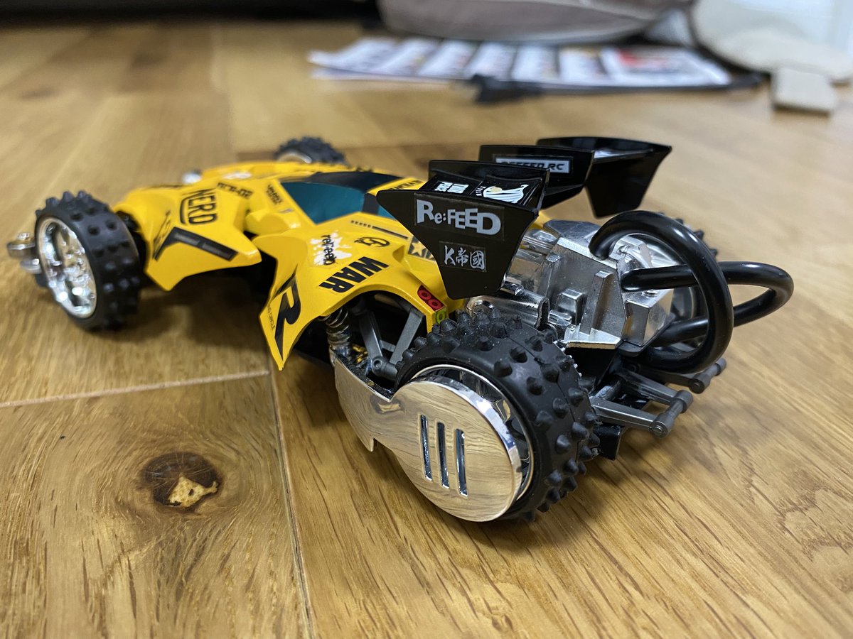 MANGA7TARO's tweet image. リフィコン
後は白スプレーと発光ダイオード買えたら着けようかな🤔🧐