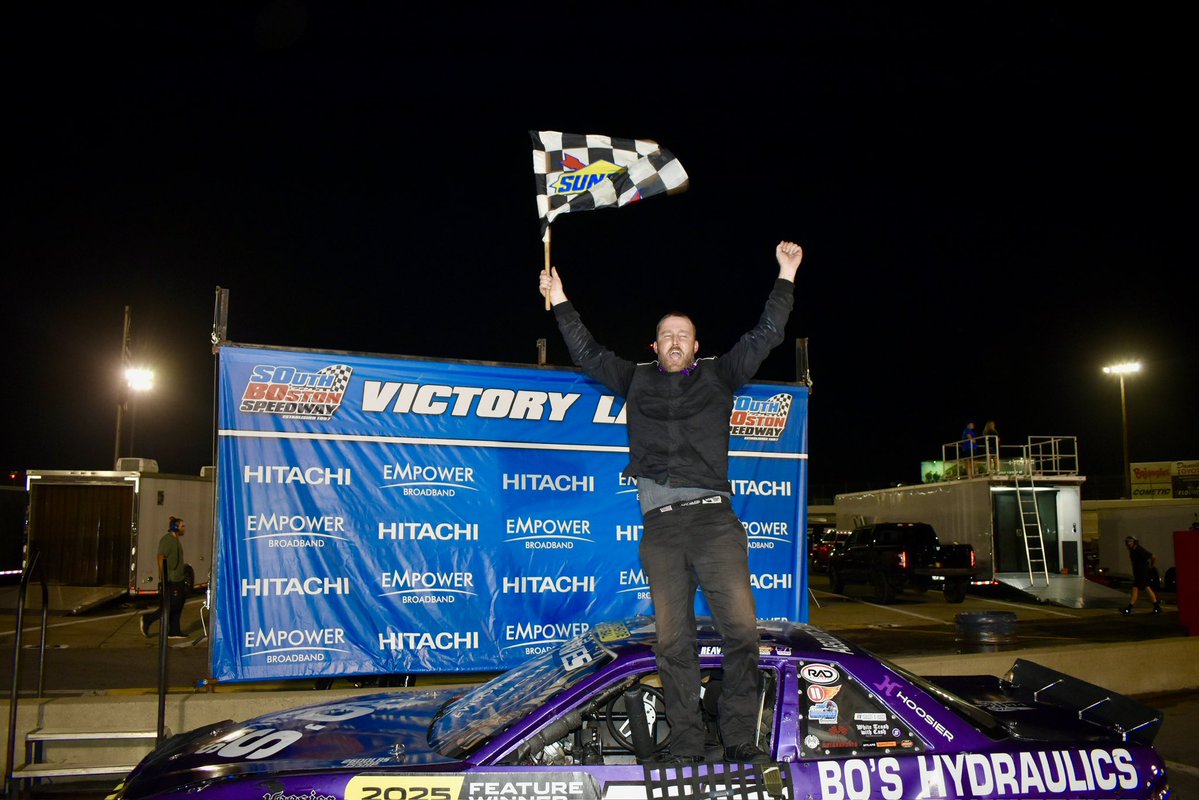 SoBoSpeedway57's tweet image. Zach is Back in Victory Lane!
It’s a Reaves brothers takeover!