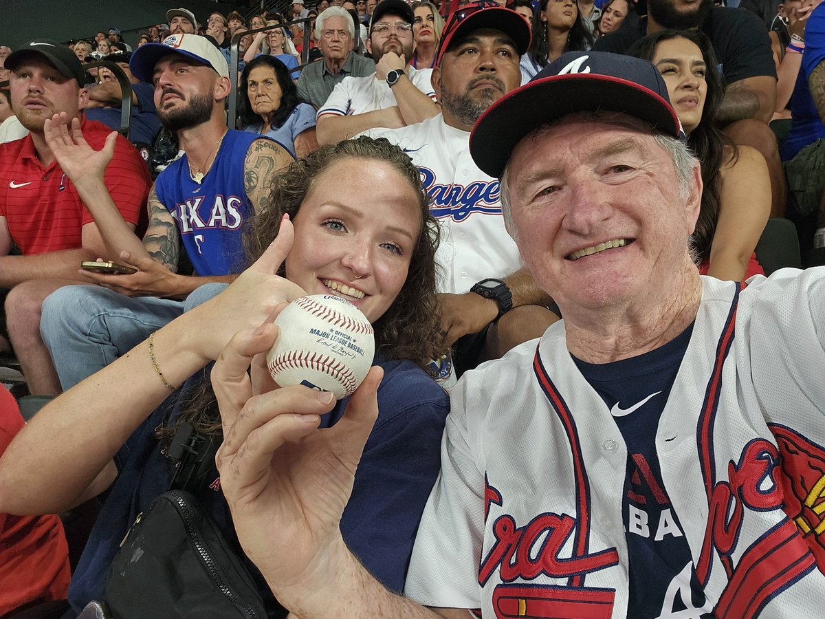 RobGameGuy19's tweet image. Evan Carter threw us a ball. My Daughter Emma caught it. Yes, in Braves gear. Couldn't lose tonight. My 2 favorite teams playing each otjer.