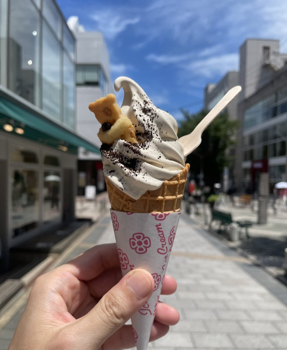 Gameboy_ry's tweet image. コーヒー屋のモカソフトうま過ぎぃー