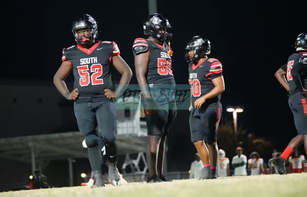 corneliustimss's tweet image. 19 more days till I show yall what I’m about again.
